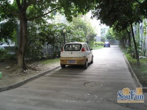 西城俊园A区2室1厅东南