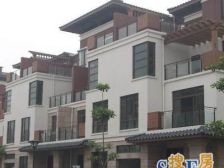 君兰高尔夫联排别墅 150方花园东南向 全新未住 诚意卖