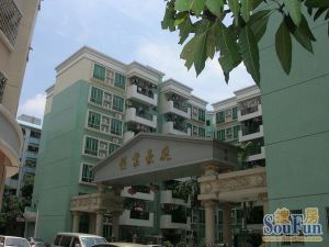 小区封闭式管理,户形方正实用,房子产权清晰