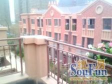 丽水华庭4室2厅2卫南