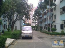 三房两厅,厅出阳台 通风采光好急售!