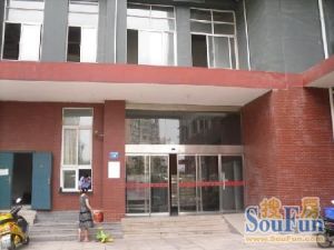 奥克斯商圈配套完善双地铁口