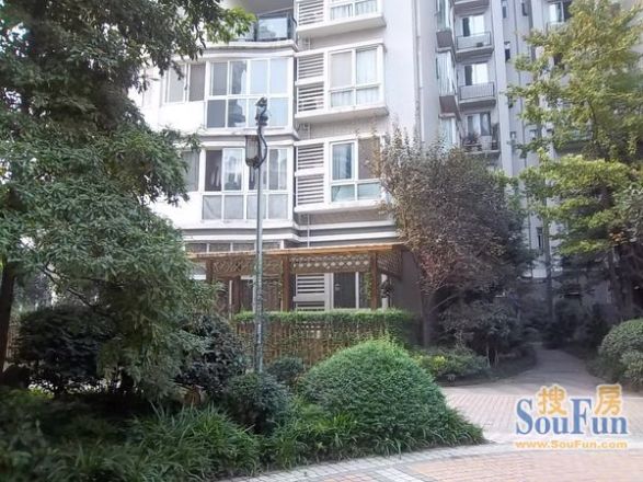 西府花园实景图