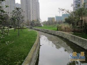 华润凤凰城三期4室2厅东西