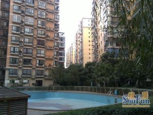 国际花园 3室1厅 南