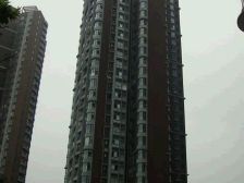 买龙洲湾商圈鱼湖路轻轨旁清水步梯洋房