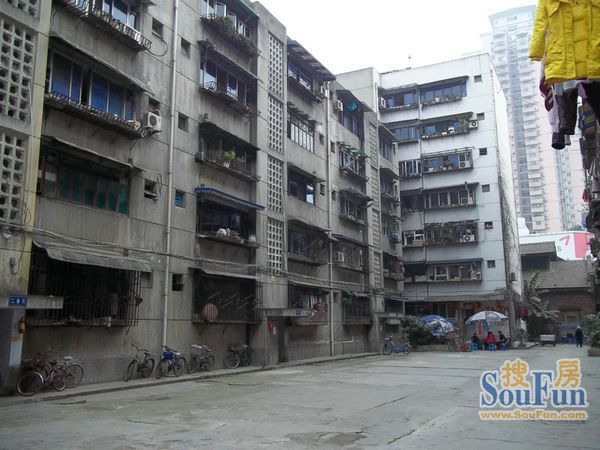 小区相关图