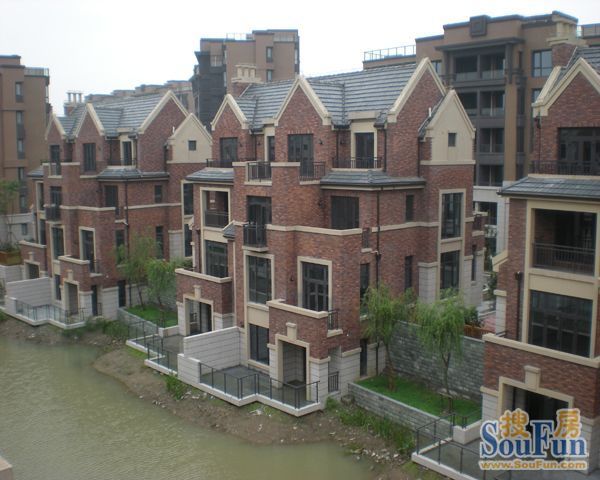 小区相关图