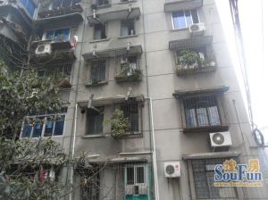 下同仁路126号 3室2厅 北 东北