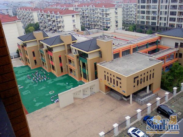 小区相关图