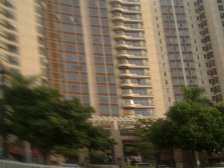 此房满五不唯一,税费低,朝东好楼层,看房方便