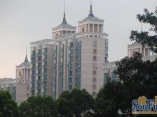 万邦都市花园3室2厅2卫南朝向1040.00万元/套出售