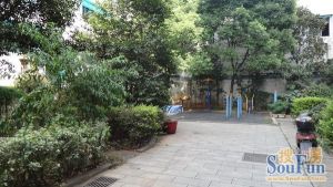 高桥单位三房中间楼层满五唯一