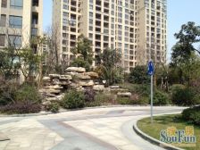 保利C户型,89平+8平米,满五年,电梯高楼层。