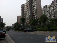 14号线嘉怡路站50米!周边配套成熟,精装修可拎包入住!