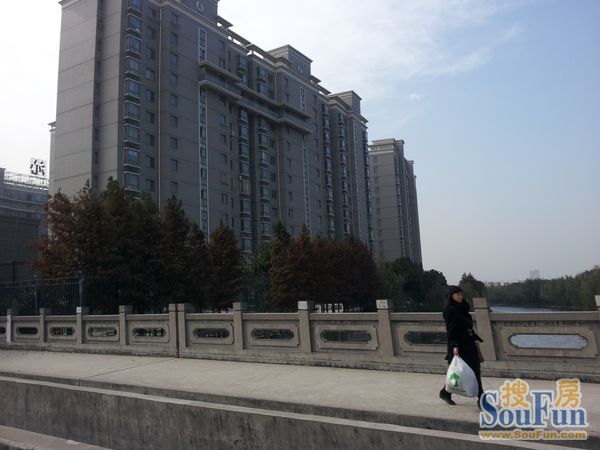 小区相关图