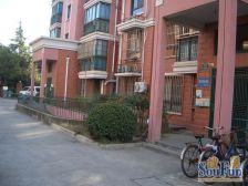 03年商品房 电梯一梯两户 采光好 交通方便