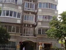 18号线北中路地铁口,临河次新房南北通双阳台户型好