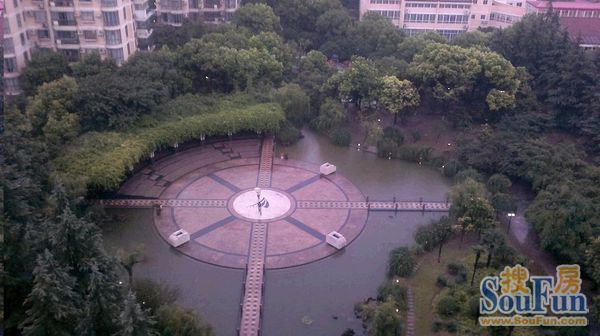 小区相关图