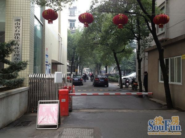 小区相关图