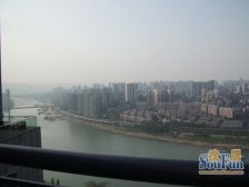 渝中区别墅小区,临崖临江,停车入户