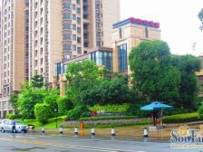 保利别墅诚心出售,带前后花园,精装修,免装修。