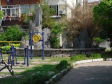 城东新村三区 中间楼层 装修清爽三居室