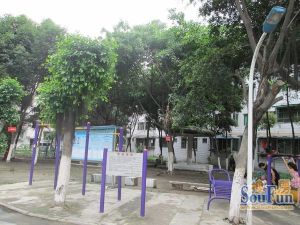 新油乐园3室2厅东南