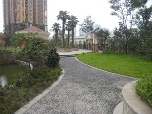 公园大道2室1厅东北