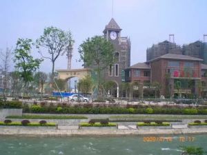 岭秀都江1期 2室2厅 东南