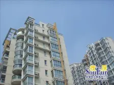 今日大四房,户型正气业主装修花了60多万,保养好