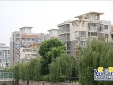 公务员小区 大五房 空间大 大平层 诚心出售