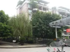 带地下室精装大三房,2米的架空层 提包入住!