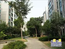 此房为两层平顶复式采光好户型方正,精装拎包入住