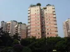 住家装修,3室2厅2卫,采光好,业主诚意出售