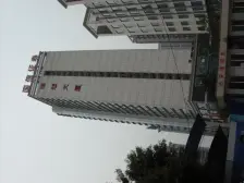 加州新牌坊 理想大厦二房80万