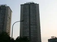 解放碑重庆宾馆 出门车站 轨道房 配套齐全 小户型