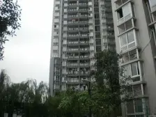 文化宫后门 下罗家湾48号楼梯房5楼三室一厅出售