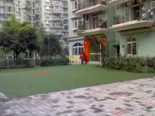 步行街 秋实小区三房73万