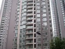 大渡口公园旁 正规三房 精装修 拎包入住 业主诚心出售