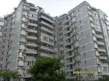 步行街 天使花园二房85万