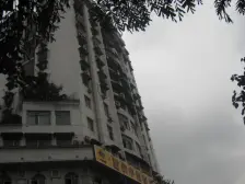 户型方正配套齐全 出行方便电梯 跃层4房 精装带露台