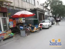 江南人家,悠悠小巷,一到二层,独门独户,沿街巷..