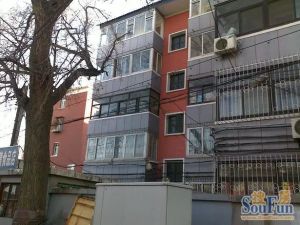 复兴门二七剧场路精装修正规三居看房方便