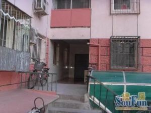 半壁街南路1号院3室1厅东南北