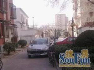 半壁街南路1号院精装南向采光房公园观景房
