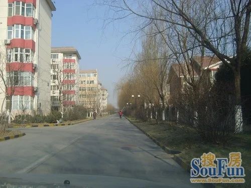 小区相关图