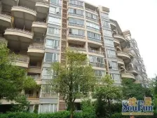 不靠路,满五且1,随时看,南北通可三房。