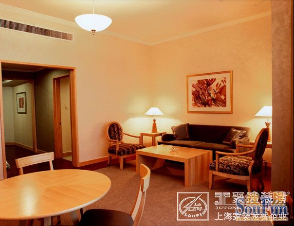 胶州路酒店公寓-现代简约-三居室