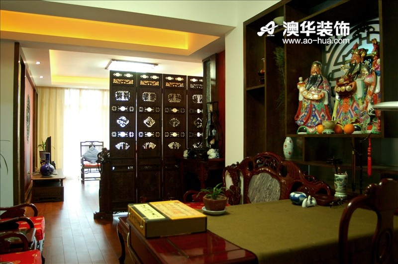 福星惠誉国际城三期-中式古典-四居室